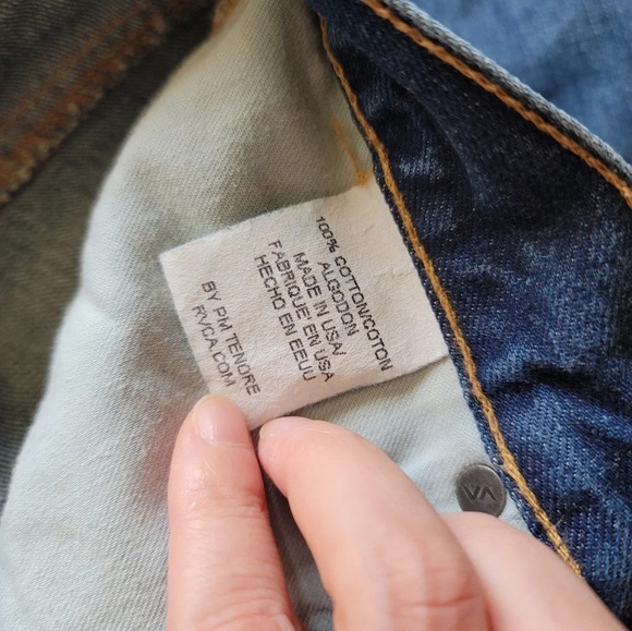 Nwot RVCA relaxed boyfriend jeans distressed 25 Retail $198 - Picture 7 of 14